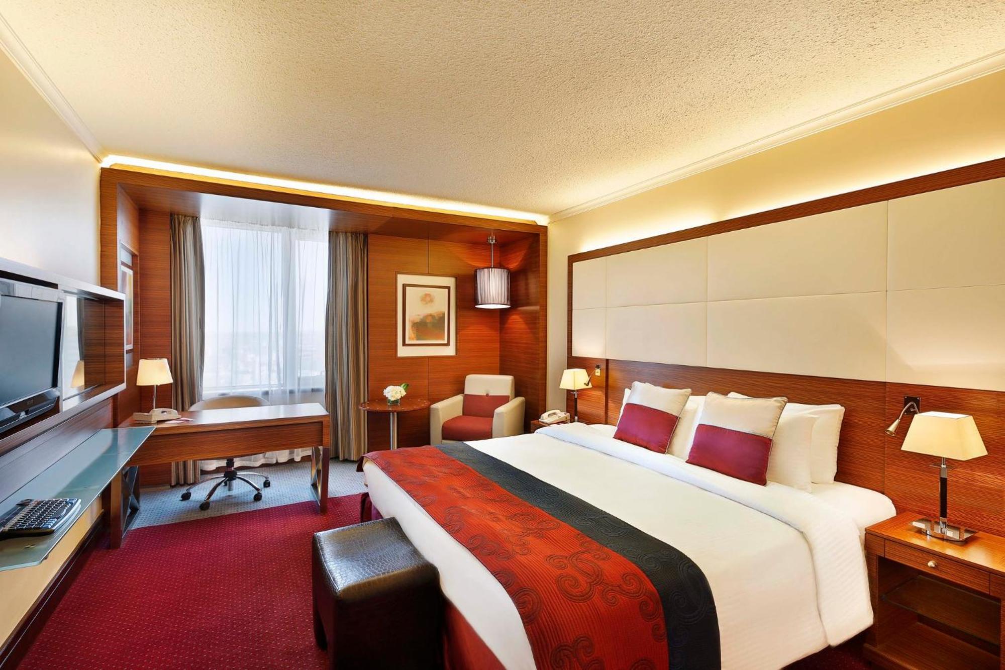 Hotel Crowne Plaza Amman By Ihg Exterior foto